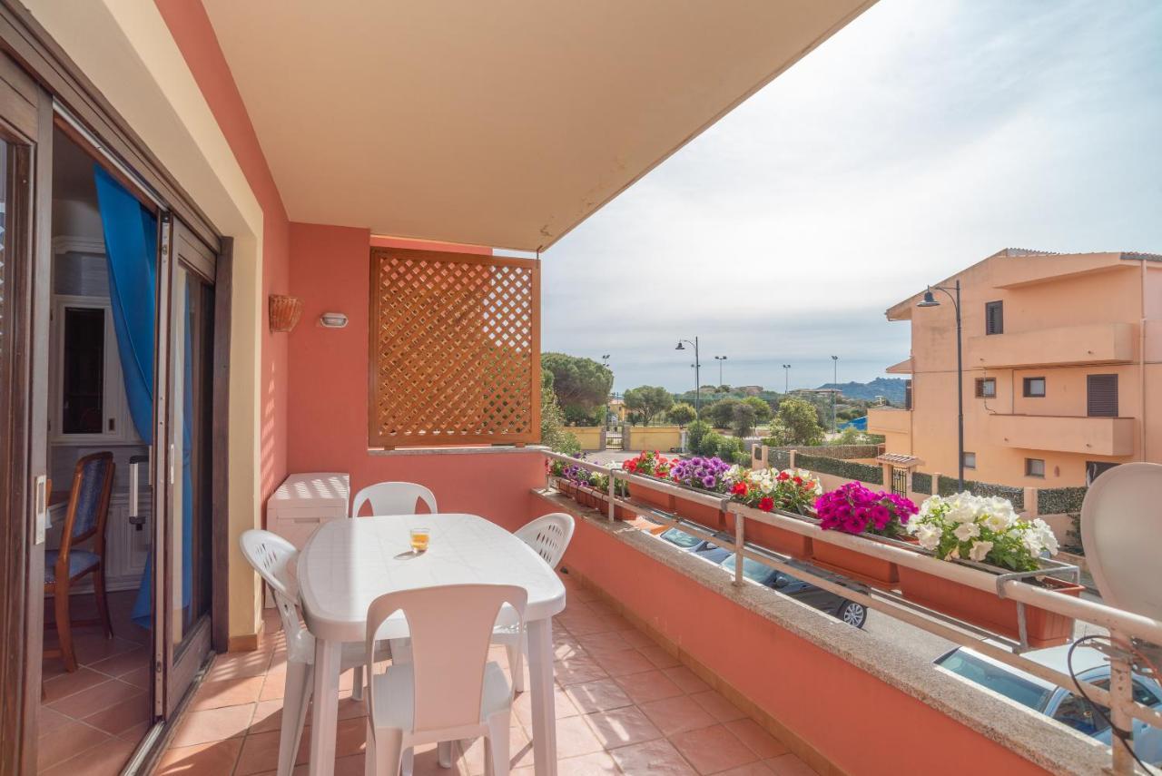 Casa Vacanze Palau Apartment Exterior photo